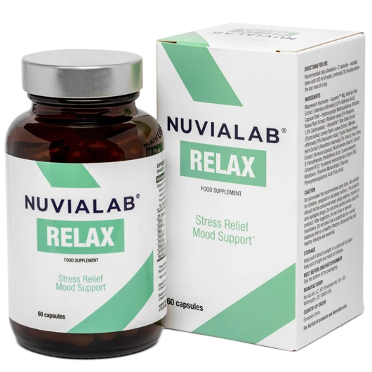 Bottiglia e scatola NuviaLab Relax, supporto naturale per il relax.